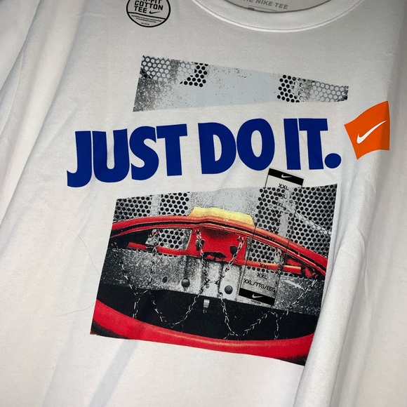 Standard fit Nike t shirt size 2XL - Picture 13 of 16